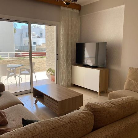 شقة لارنكا  في Holiday City Center المظهر الخارجي الصورة